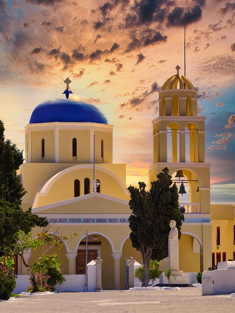 Once in a Lifetime: 8 Things to Do in Greece