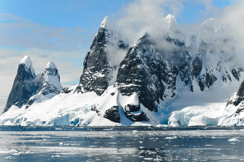 Antarctica Map, Animals, Cities, Desert, Images