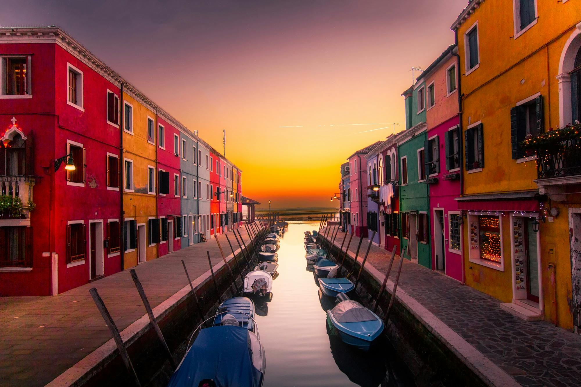 Best Gondola Ride in Venice | Complete Guide + Tips