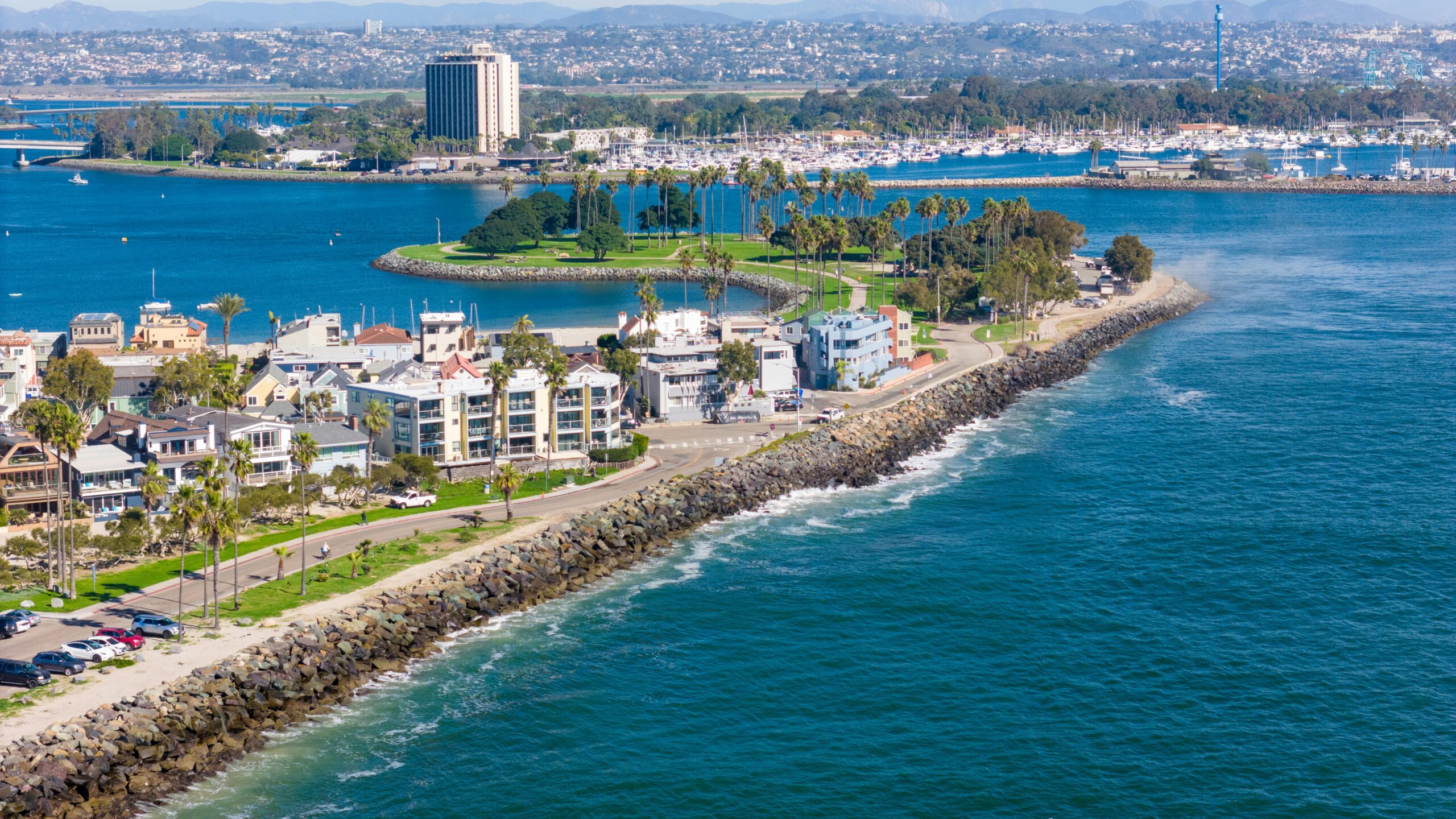 10 Best Places to Visit in August in the USA + Complete Tour Guide